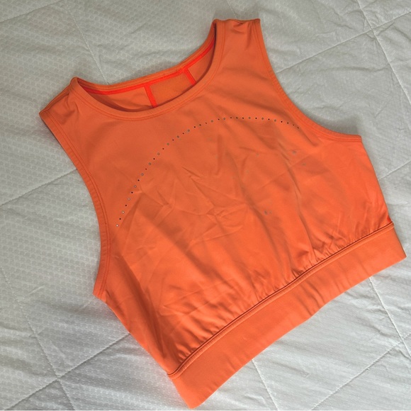 Lululemon Hotty Hot Cropped Tank - Picture 6 of 8